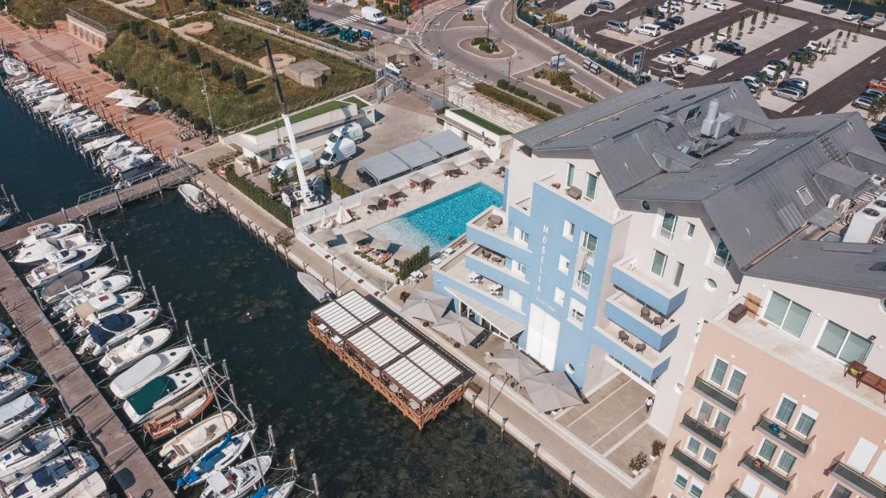 Mosella Suite Hotel Sottomarina Ngoại thất bức ảnh