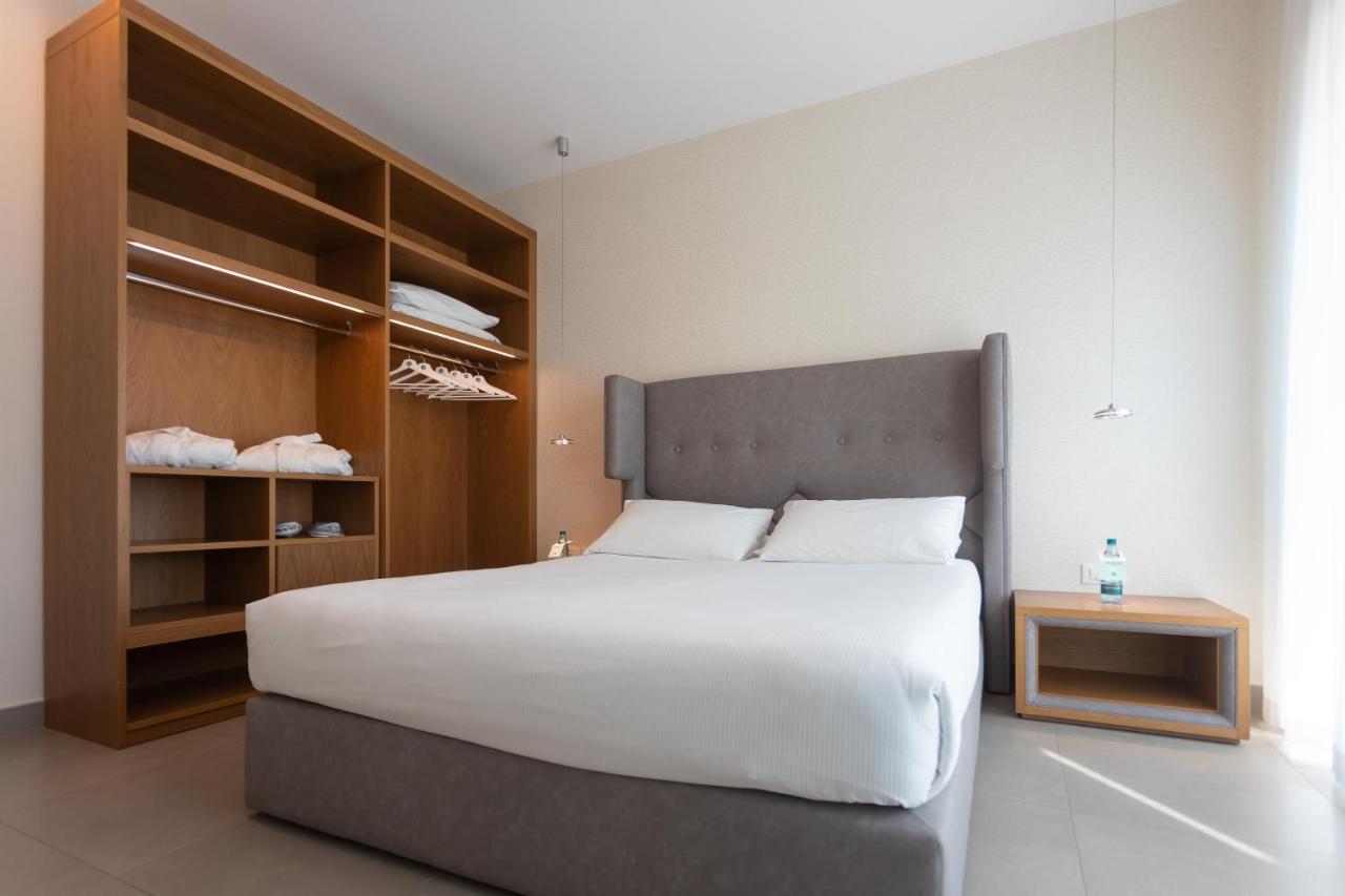 Mosella Suite Hotel Sottomarina Ngoại thất bức ảnh
