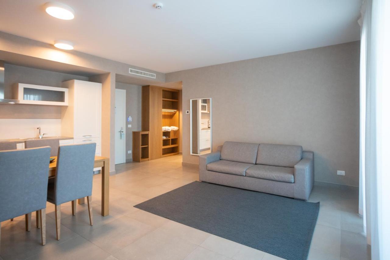 Mosella Suite Hotel Sottomarina Ngoại thất bức ảnh