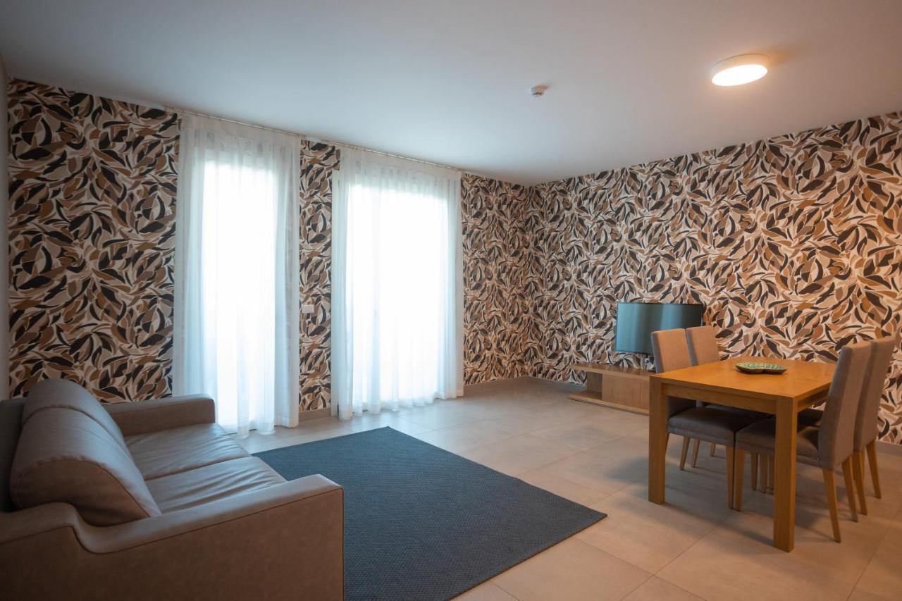 Mosella Suite Hotel Sottomarina Ngoại thất bức ảnh