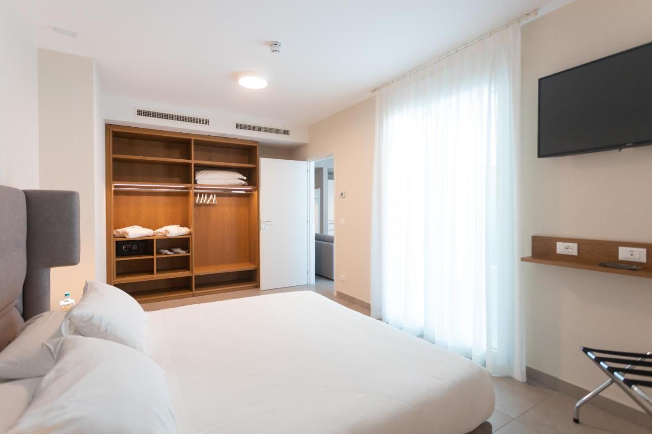 Mosella Suite Hotel Sottomarina Ngoại thất bức ảnh