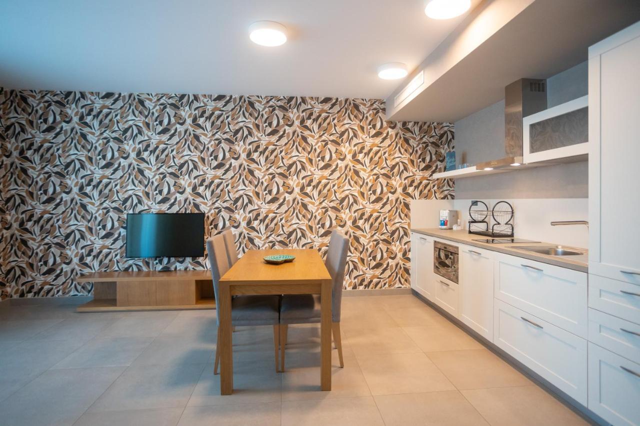 Mosella Suite Hotel Sottomarina Ngoại thất bức ảnh