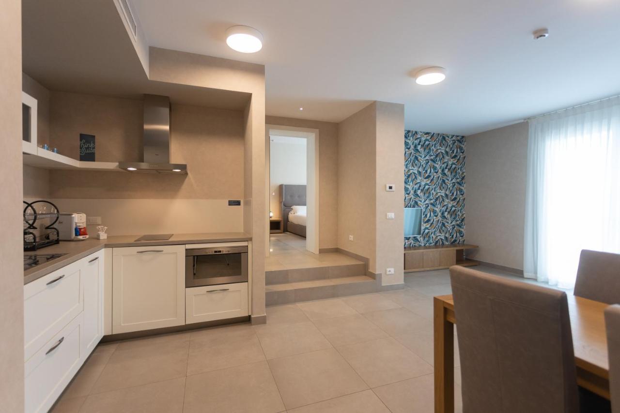 Mosella Suite Hotel Sottomarina Ngoại thất bức ảnh